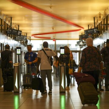 profimedia-1050845495.jpg Haos pe zeci de aeroporturi americane. Sute de zboruri ANULATE din cauza blocajului guvernamental
