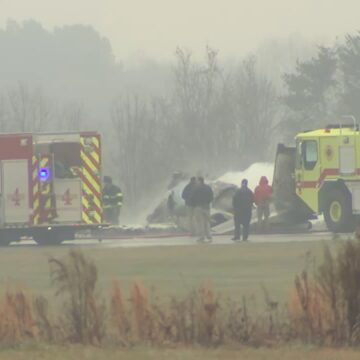 18298094_plane-crash-statesville-img.jpg Tragedie aviatică în Carolina de Nord. Un avion cu 6 persoane s-a prăbușit după ce pilotul a raportat probleme la motor