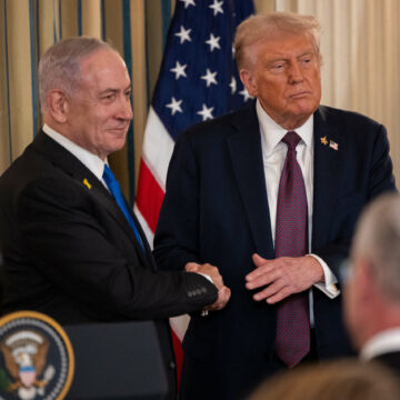 Trump îl invită pe Netanyahu la Casa Albă ca să discute dezarmarea Hamas