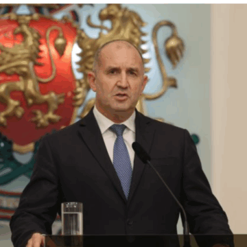 🚨 Criză politică din Bulgaria intră într-o nouă fază. Într-un discurs către națiune, președintele Rumen Radev cere demisia de urgență a Guvernului