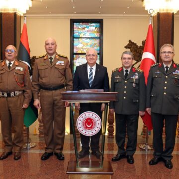 Un avion care transporta o delegație militară de rang înalt din Libia s-a prăbușit lângă Ankara. Toți pasagerii de la bord au murit
