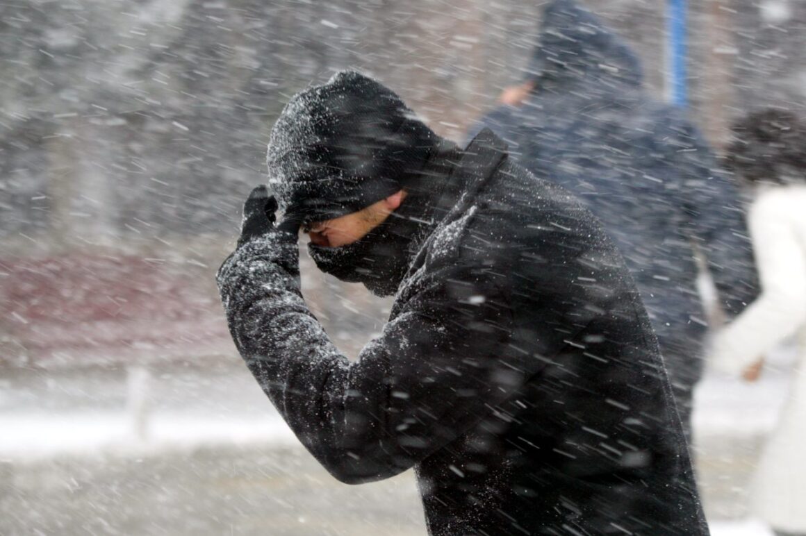 shutterstock_525261220-1280x852.jpg Statele Unite, măturate de un ciclon polar. Furtuna a adus și temperaturi de -26 de grade Celsius