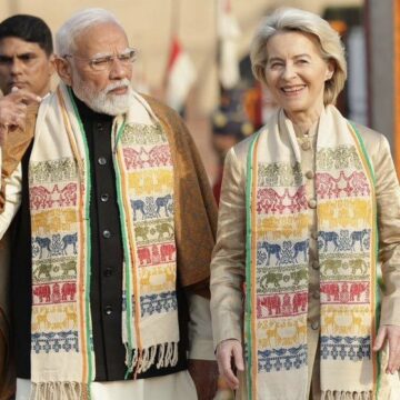 Ursula von der Leyen a încheiat „mama tuturor acordurilor“ cu India. Ce presupune și când va intra în vigoare. Taxele la autovehicule, reduse la 10%
