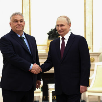 7979727-mediafax_foto-dpa_hepta.jpg Putin și Orban au discutat despre impactul conflictului din Orientul Mijlociu asupra prețurilor la energie
