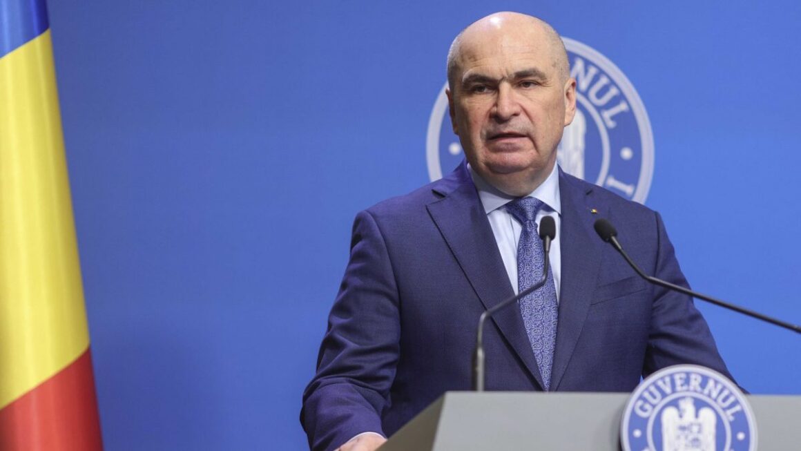 SONDAJ CURS. Cât mai rezistă Bolojan în fruntea Guvernului? 54% dintre locuitorii Capitalei vor demisia Premierului