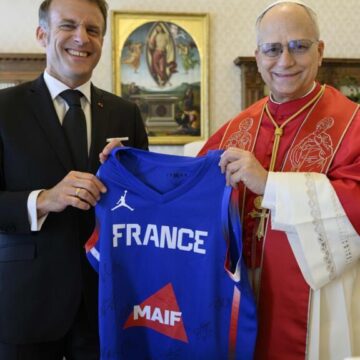 papa-franta.jpg Papa Leon al XIV-lea merge în Franța, în septembrie. Este prima vizită a unui Suveran Pontif în Franța în ultimii 18 ani – Aleph News