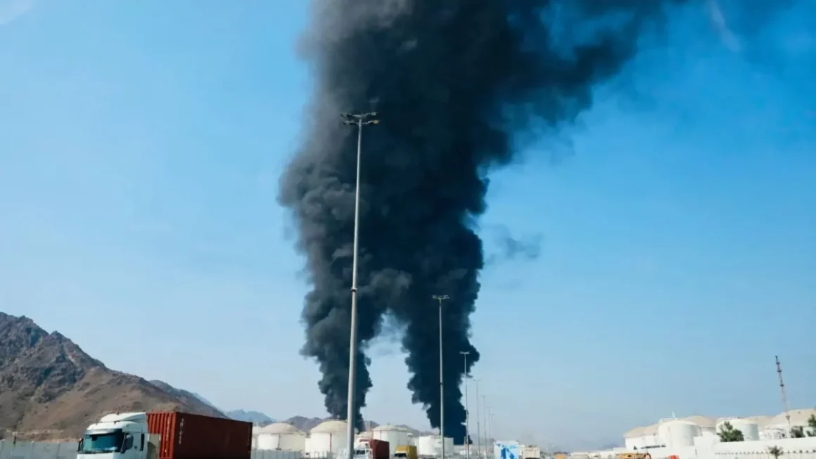 uae-1200x675.webp.webp Atac cu dronă la centrala nucleară Barakah din Emiratele Arabe Unite. Oficialii EAU nu au acuzat oficial Iranul, în timp ce Trump și Netanyahu se pregătesc de reluarea bombardamentelor