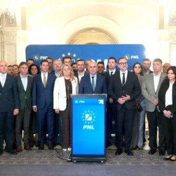 Ilie Bolojan anunță, după ședința PNL, că partidul nu îl susține pe Adrian Veștea și „i-a cerut să-și depună mandatul până mâine, la ora 10” / Adrian Veștea: „NU îmi depun mandatul”