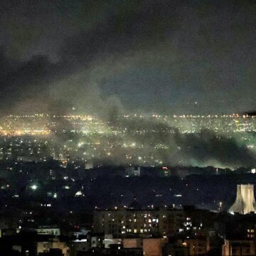 iran-.-.-.-4.jpg BREAKING. Armata SUA atacă ținte din Iran, la ordinul lui Trump, ca răspuns la doborârea elicopterului Apache de către Iran