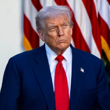 trump-iran.webp.webp Trump cere reducerea imediată a prețurilor la benzină și amenință distribuitorii cu sancțiuni – Aleph News