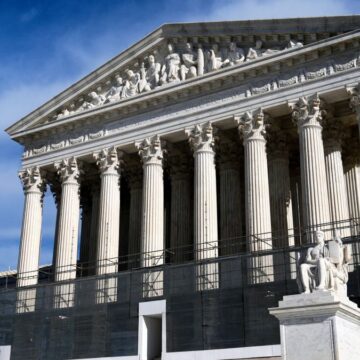 us-geburtsrecht-supreme-court-us-staatsbuergerschaft-bei-geburt-in-den-usa-1200x675.jpg Curtea Supremă a SUA a respins ordinul lui Trump privind interzicerea cetățeniei la naștere