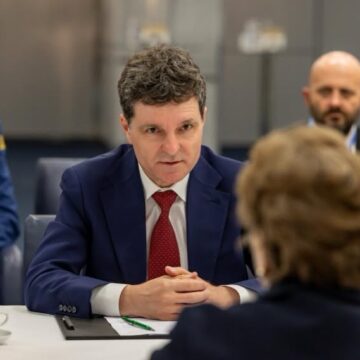 741439841_1738252680506009_9063507399290291867_n.jpeg România devine membru fondator al Băncii pentru Apărare