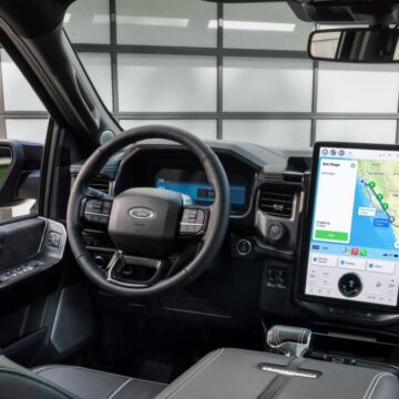 Mașinile Ford au de acum în dotare Apple Maps