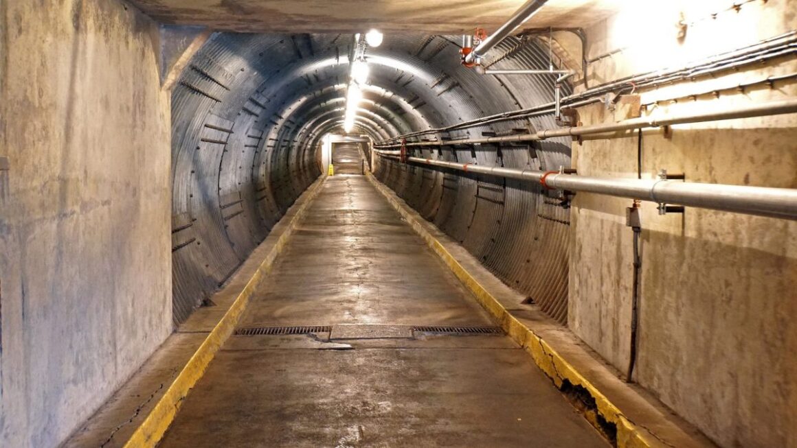 Un fost buncăr nuclear din Canada devine un complex de lux