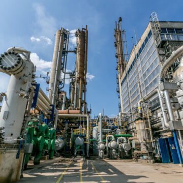 instalatia-amoniac-azomures.jpg Romgaz preia Azomureș