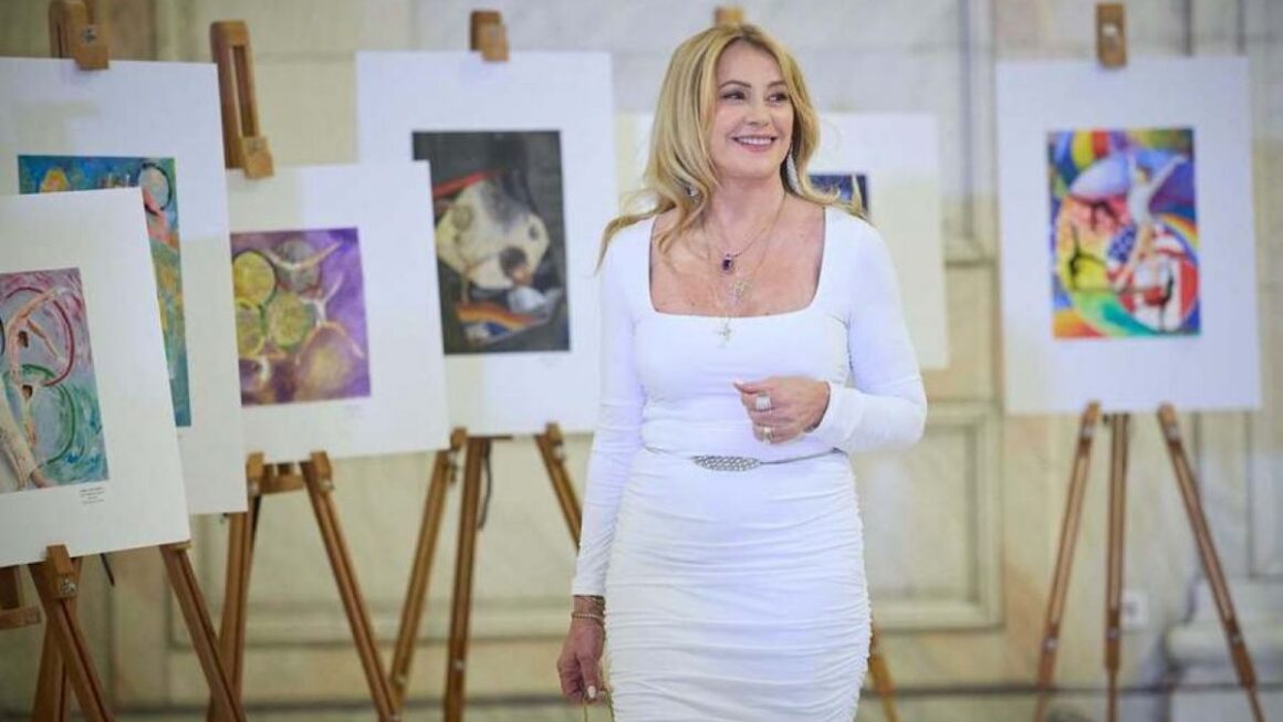 Nadia Comăneci, omagiată printr-o expoziție la Arhivele Naționale, la 50 de ani de la primul „10” olimpic. Când are loc vernisajul
