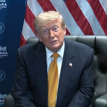Trump amenință că ar putea captura Insula Kharg din Iran