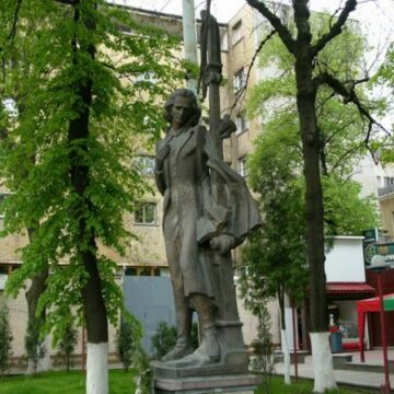 „Asistăm la un moment istoric”
