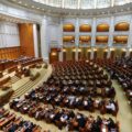 Senatul și Camera Deputaților intră în sesiune extraordinară. Parlamentarii dezbat Legea Salarizării și modificarea Legii ANI, proiecte care vizează jaloane din PNRR