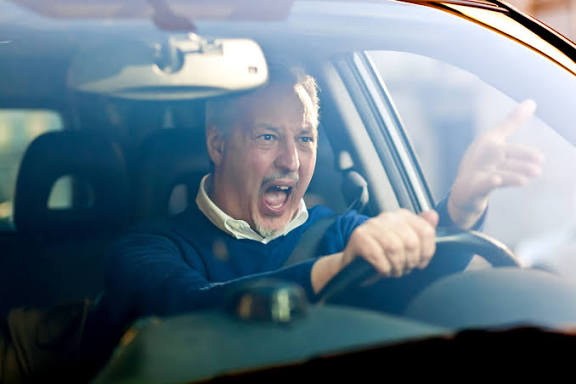 images-19.jpeg STUDIU. Italienii sunt cei mai agresivi șoferi din lume. Doar 12% dintre șoferii români se consideră agresivi în trafic – Aleph News