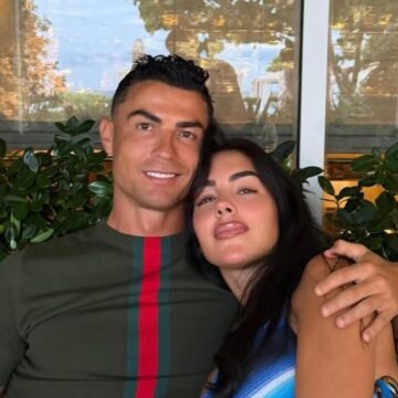 ❤️-1-1170x675.jpg Cristiano Ronaldo și Georgina Rodríguez s-au căsătorit, după 10 ani de relație. Ceremonia a avut loc în Cascais, Portugalia – Aleph News