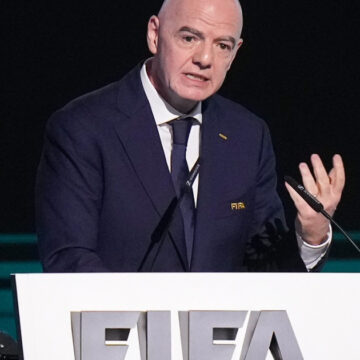 Gianni Infantino acuză UEFA de denigrare în conflictul pentru controlul fotbalului