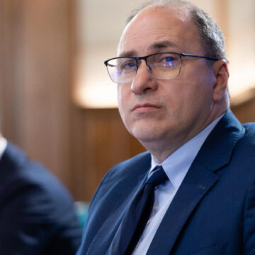 Dimian inaugurează noul an școlar fără manuale