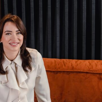 Cine este Raluca Danifeld Avram? Un parcurs construit între marketing, strategie și proiecte internaționale