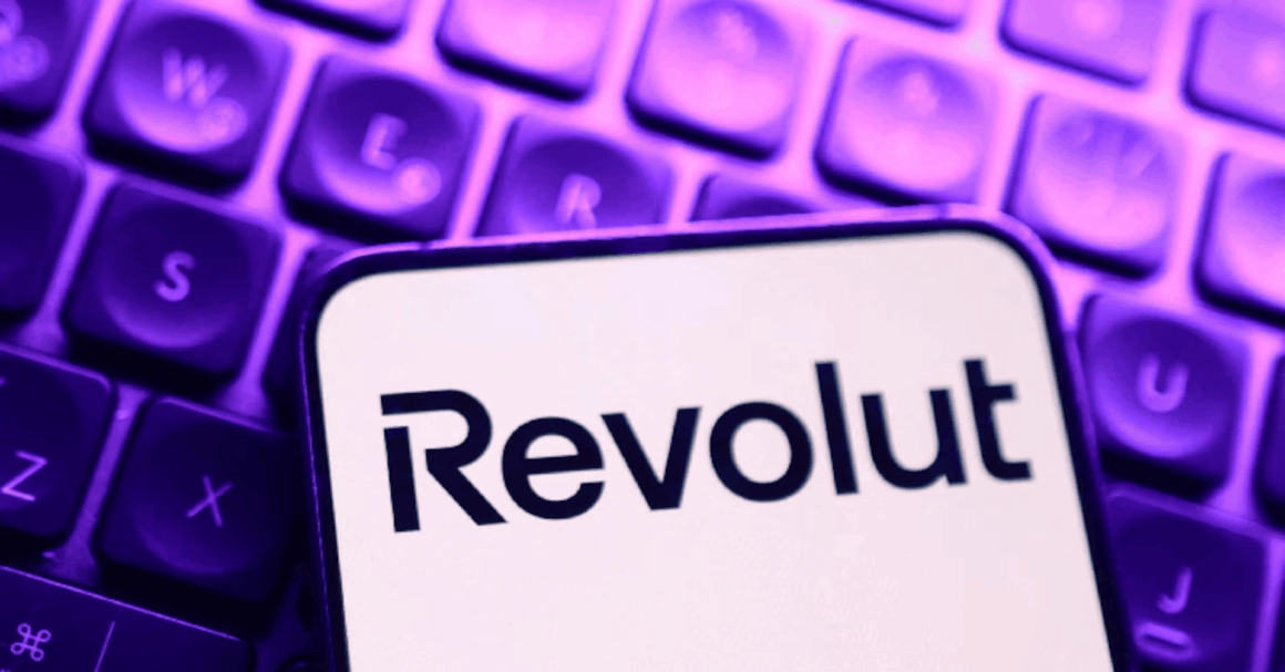 Revolut confirmă o breșă de securitate