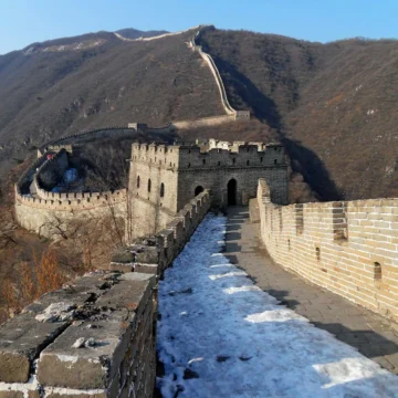 Great-Wall-of-China-Mutianyu-Beijing.webp.webp China, tot mai accesibilă pentru români