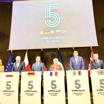 defense.png Miniștrii europeni ai Apărării: Putin nu vrea pace