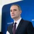 Nu creștem taxele până când le creștem